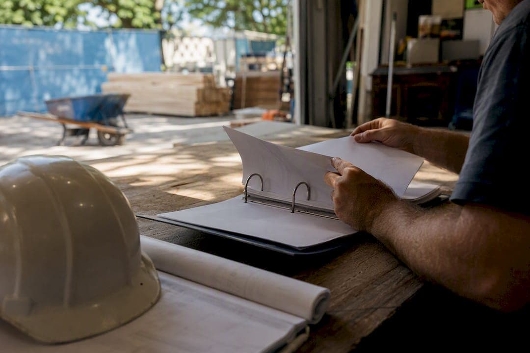 What Are the Insurance Requirements for Construction Contractors?